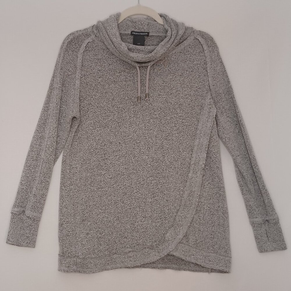 Chelsea & Theodore Grey Pullover w/ Thumb Holes & Draw string Neck Size Small